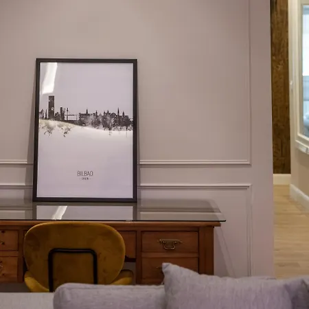 Basque Museum شقة *